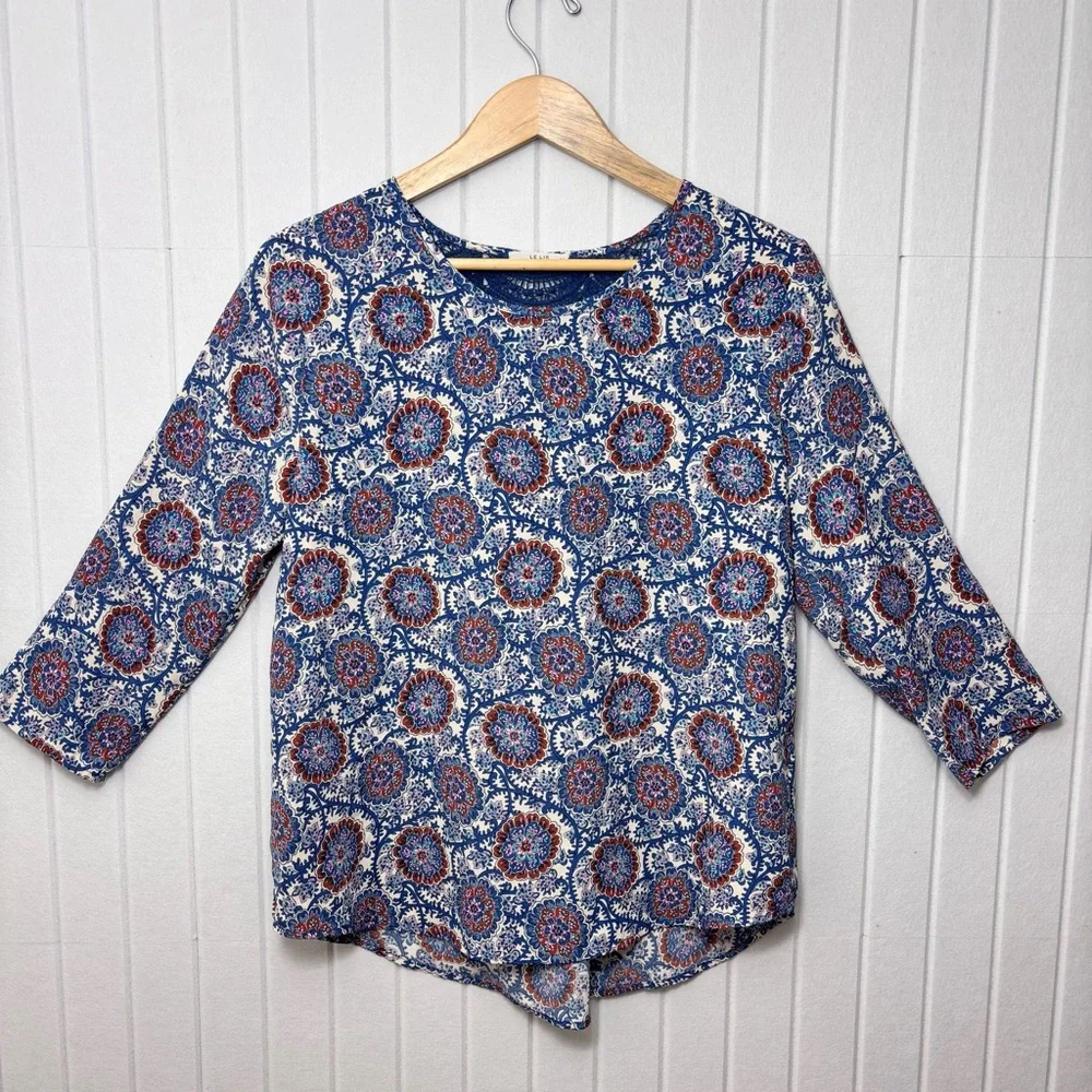 Le Lis Blue Floral Paisley Boxy Blouse‎ with 3/4 Sleeves size M